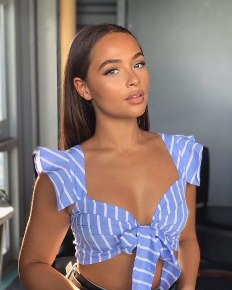 Clo Lloyd ポルノスター ホット ギャラリー