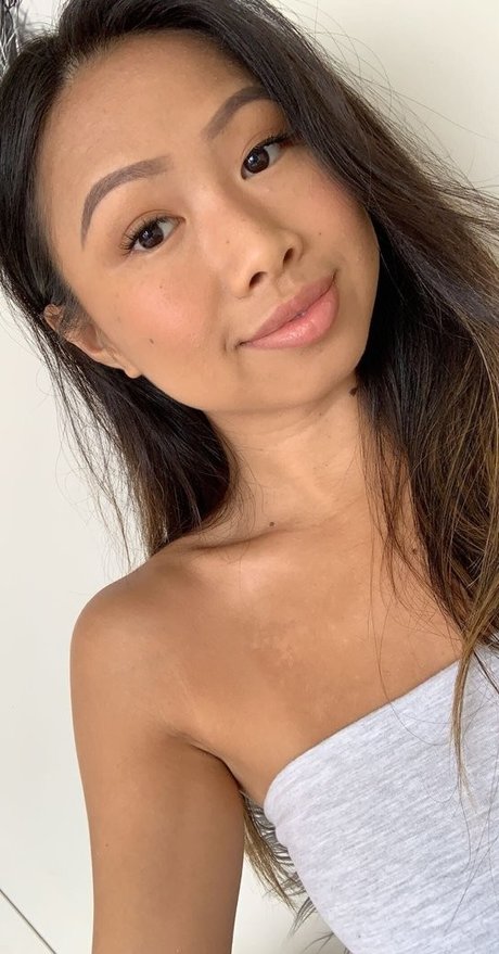 ktktkreme ポルノスター セクシー 写真