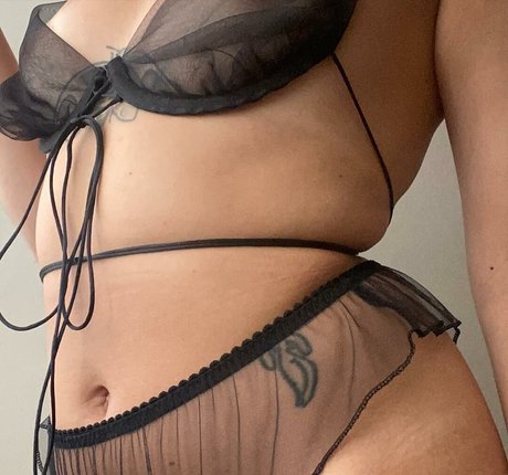 Balegat 裸のポルノスター ギャラリー