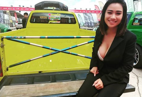 Saowalak Saifak ポルノスター セックス 写真