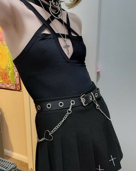 cattrinooo 独占ポルノスター アーカイブ