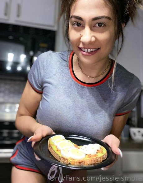 jessieismore ホット女優 ギャラリー