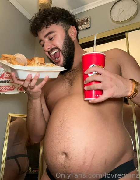 射精 OnlyFans エロチック 写真