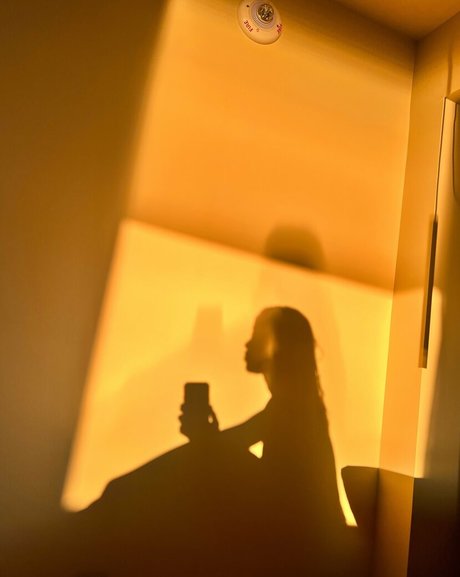 onlybombshell ポルノスター トップ 写真