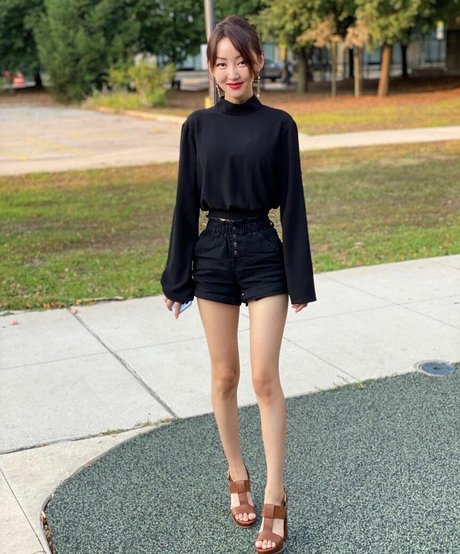 Yeonmi Park ヌードモデル 画像