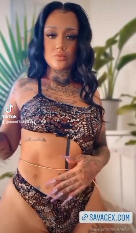 コスプレチューブ OnlyFans ホット裸 写真