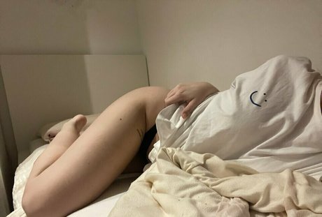 Ella Maria 可愛いモデル アーカイブ