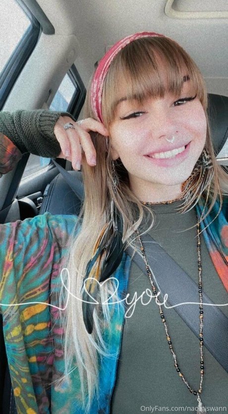 naomiswann 最高のモデル 画像