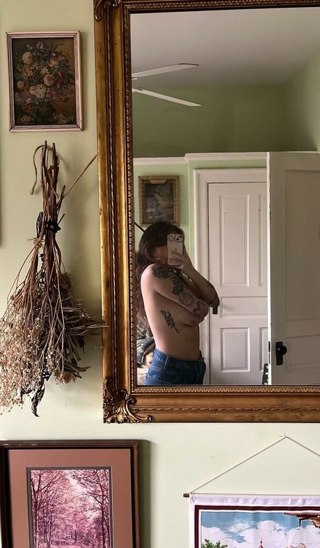 Fakeredhead666 アートスター 写真