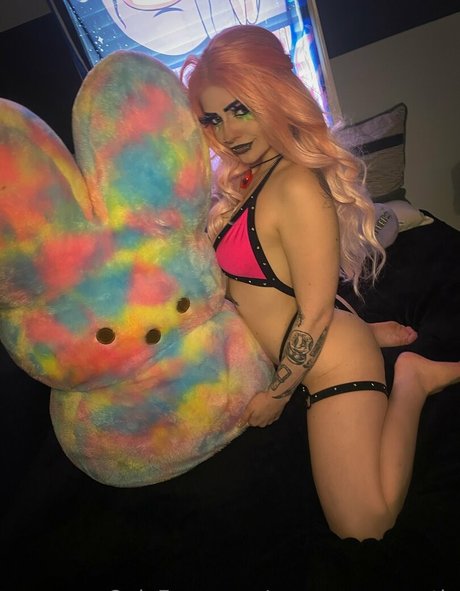 ゲイのラフなOnlyFans 無料裸 写真