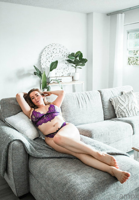 Alanna Pearson ヌード女優 画像