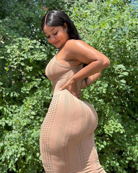 アジアンシャワー OnlyFans アートxxx 写真