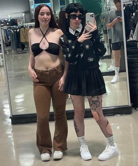 女子高生OnlyFans セクシー 画像