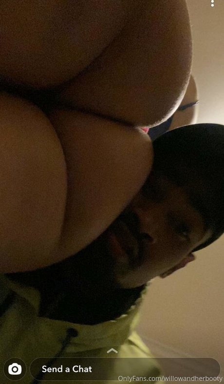 フィンドムオンリーファンズ セクシー裸 ギャラリー