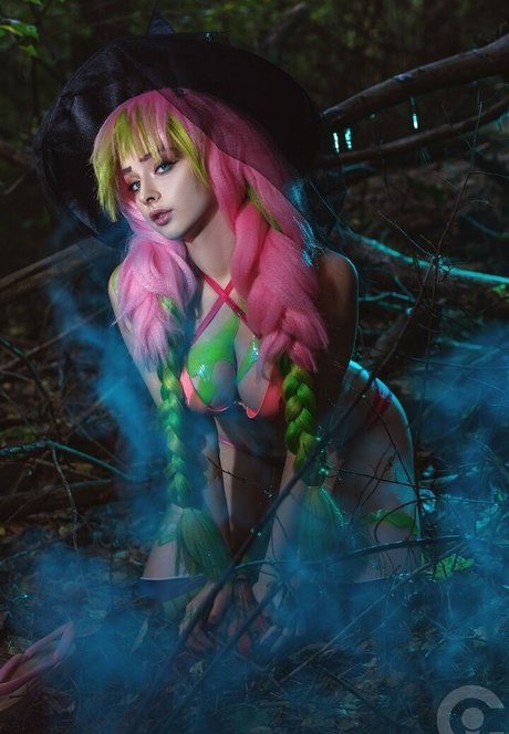 Daria Khime ポルノ女優 写真