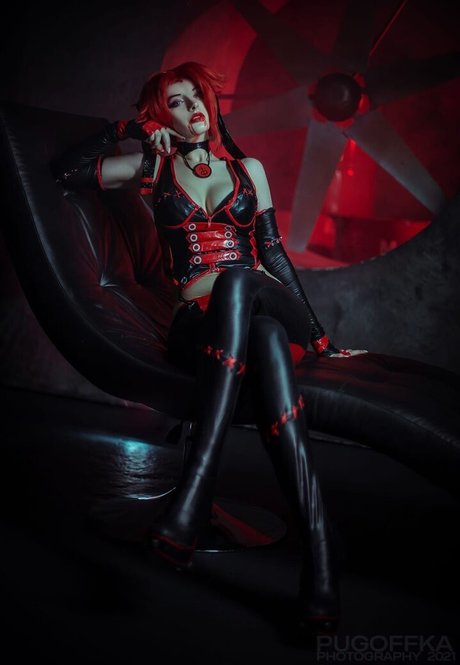 Daria Khime ヌードモデル 画像