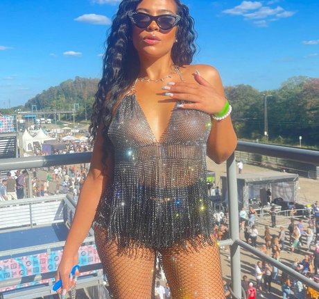 hatidza demirovic 完璧なスター 写真