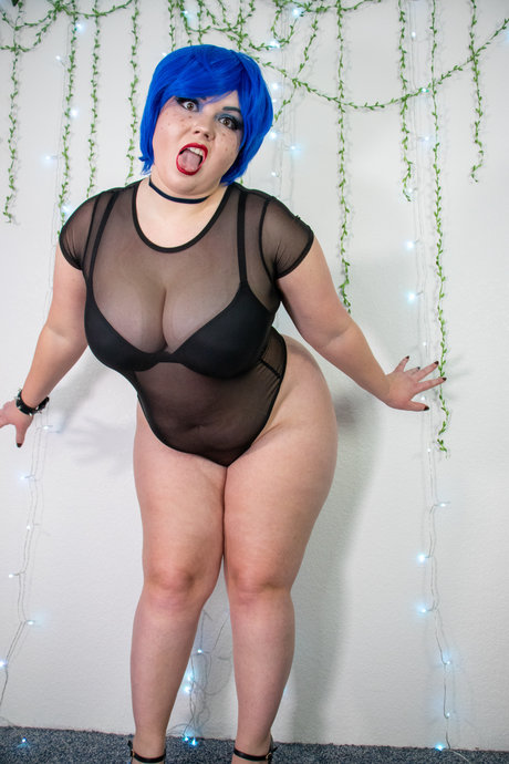 VixenShelby ポルノモデル 写真