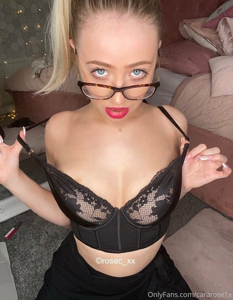 膨らみ OnlyFans 無料ヌード 画像