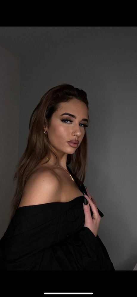 LENA GOLDSTEIN ポルノスター セックス アーカイブ