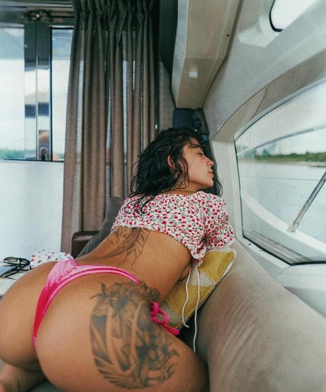 黒檀の白いチンポOnlyFans ホットセックス 写真