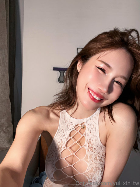 Yui Xin ポルノスター パーフェクト 写真