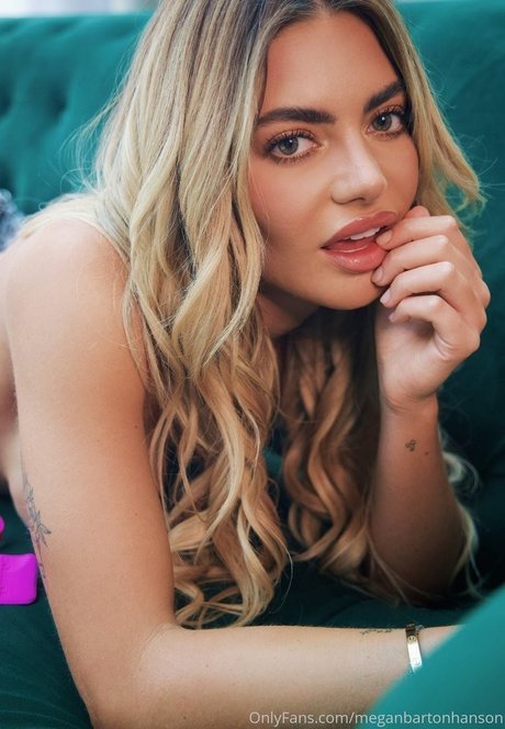 アナルBBW OnlyFans アート裸 画像