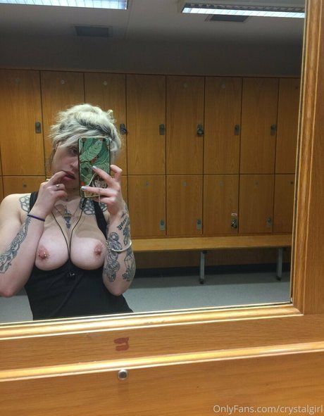 crystalgirl スター ヌード 写真