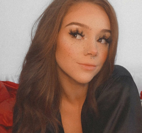 Alicia Parente ヌードモデル 写真