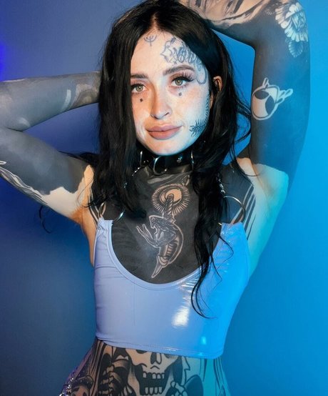 Tigerlilly トップポルノスター 写真