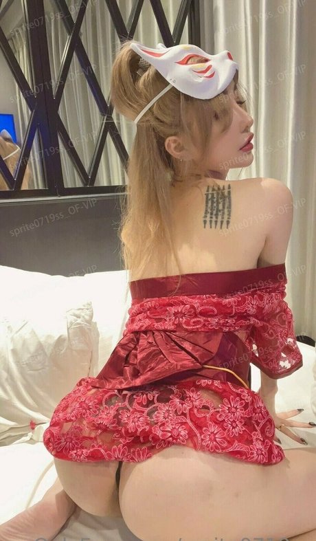 射精 OnlyFans アートヌード 画像