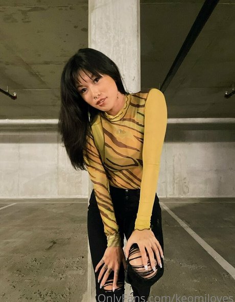 巨乳で曲線美のOnlyFans トップ 写真