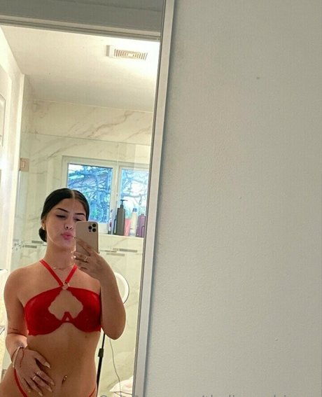 Thalia Rodriguez 裸モデル ギャラリー