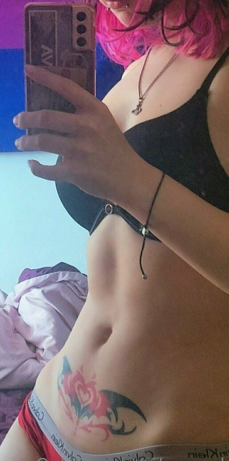 アヘ顔 OnlyFans アダルト 画像