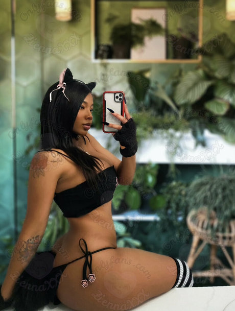 大学のOnlyFans 無料ポルノ 画像