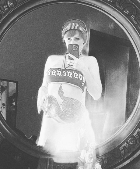 SilentMary 無料のスター ギャラリー