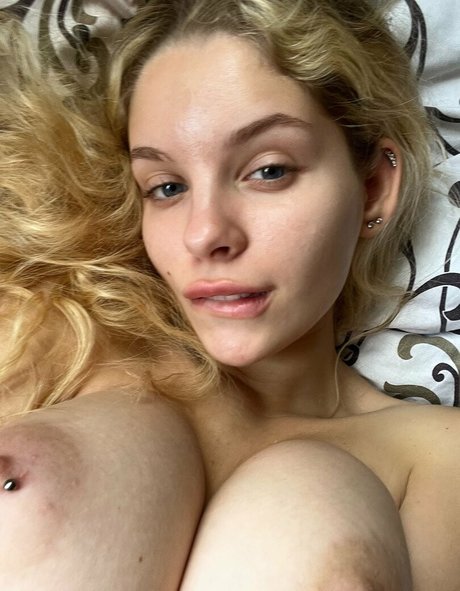 Samadhi Amor ヌードモデル 写真