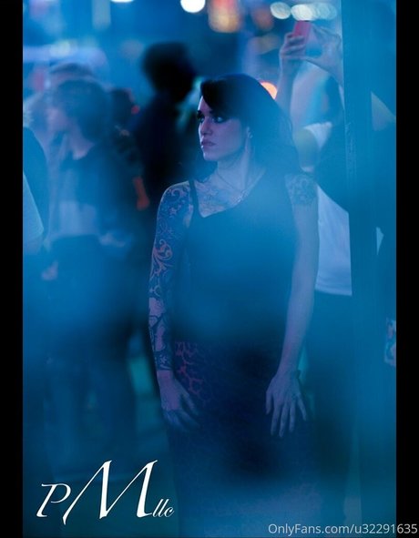 blownupdoll ポルノスター 高品質 画像