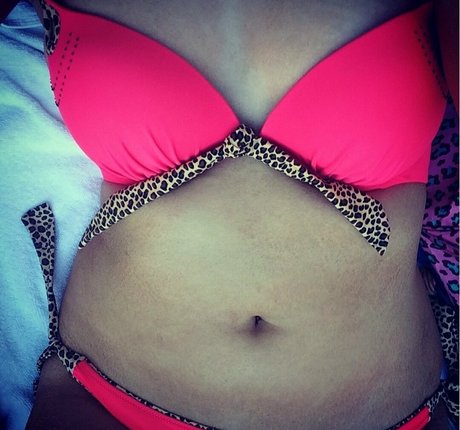 nadinetilley トップモデル 画像