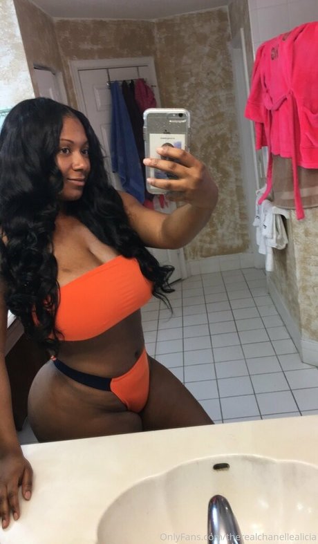 therealchanellealicia 高品質スター ギャラリー