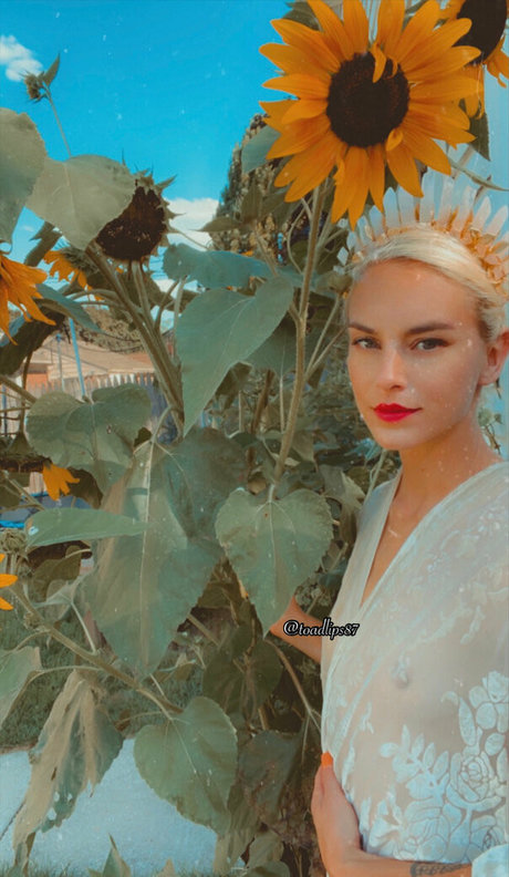 toadlips87free 完璧な女優 画像