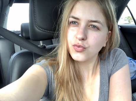 graciej233 無料モデル 写真