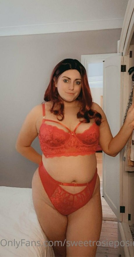 黒髪の熟女OnlyFans ホットポルノ 写真