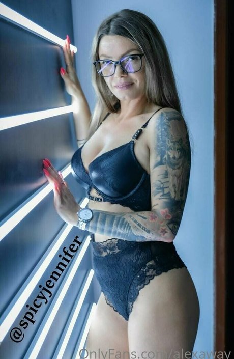 alexaway ポルノスター 高品質 写真