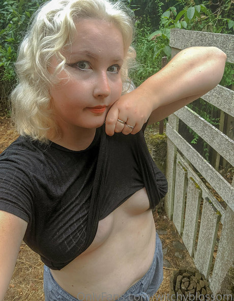 母娘オンリーファン アートポルノ ギャラリー