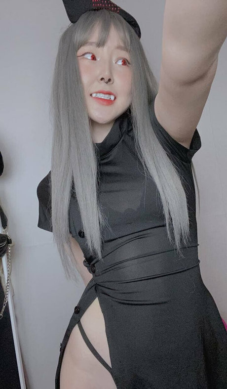 sally wu 無料モデル 画像