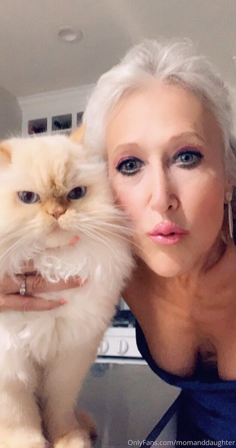 momanddaughter セックスポルノスター ギャラリー