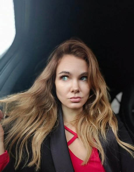 itsmekaro 素敵なスター 画像