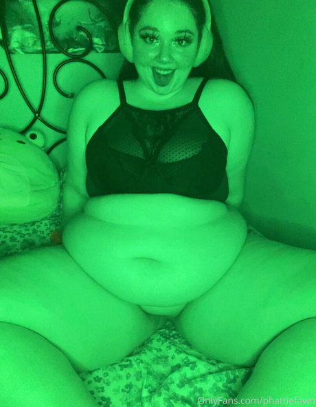 phattiefawn profile image