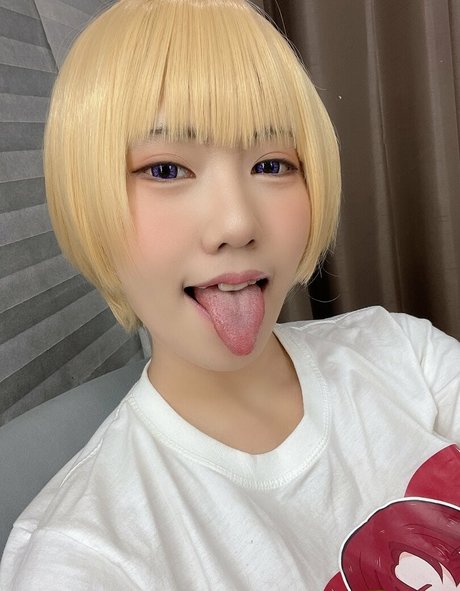 ハンズオンリーファン エロチック 写真